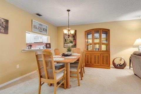 House in Sarasota, Florida 2 bedrooms, 143.07 sq.m. № 2211558 - photo 10