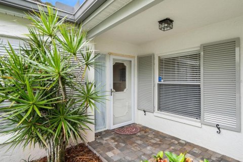 House in Sarasota, Florida 2 bedrooms, 143.07 sq.m. № 2211558 - photo 2
