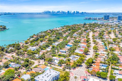 Immobilier commercial à vendre à Miami Beach, Floride № 2256944 - photo 8