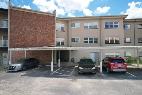 Condo à Port Charlotte, Floride, 2 chambres  № 2102907