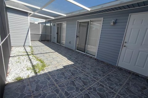 House in Punta Gorda, Florida 2 bedrooms, 99.41 sq.m. № 1906728 - photo 21