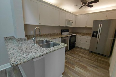 House in Punta Gorda, Florida 2 bedrooms, 99.41 sq.m. № 1906728 - photo 6