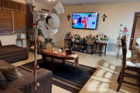 Villa ou maison à vendre à Seminole, Floride: 2 chambres, 76.64 m2 № 2394408 - photo 3