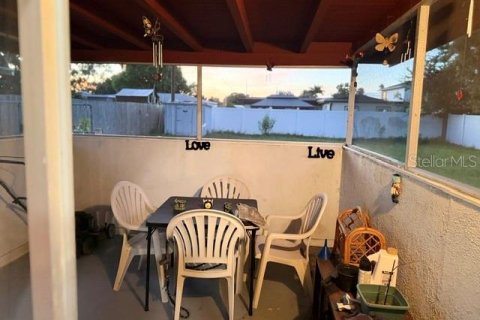 Villa ou maison à vendre à Seminole, Floride: 2 chambres, 76.64 m2 № 2394408 - photo 15