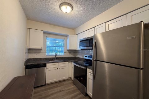 Villa ou maison à louer à Tampa, Floride: 4 chambres, 126.35 m2 № 2096745 - photo 8