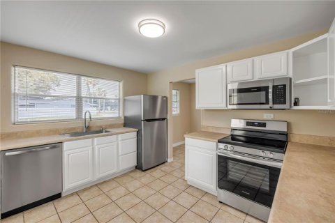 House in Edgewater, Florida 2 bedrooms, 102.01 sq.m. № 1847326 - photo 26