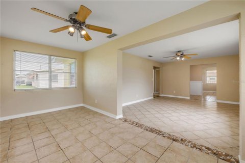 House in Edgewater, Florida 2 bedrooms, 102.01 sq.m. № 1847326 - photo 20