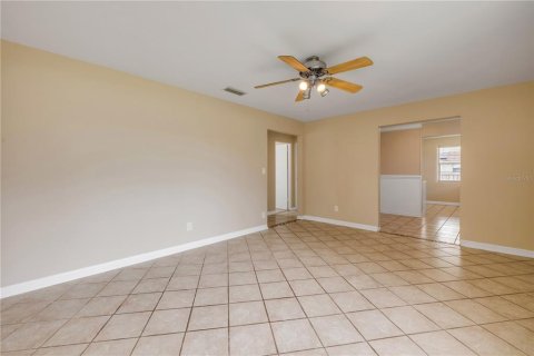 House in Edgewater, Florida 2 bedrooms, 102.01 sq.m. № 1847326 - photo 17