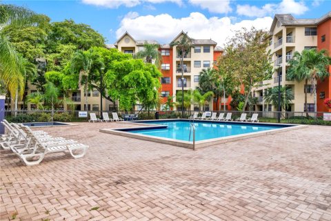 Condominio en alquiler en Doral, Florida, 2 dormitorios, 96.25 m2 № 1974769 - foto 22