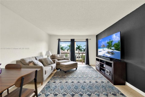 Condo à Doral, Floride, 2 chambres  № 1974769
