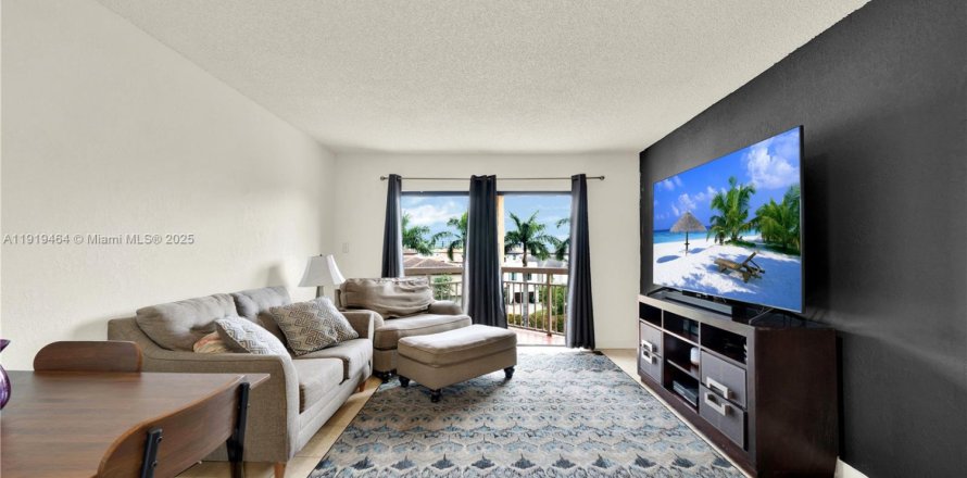 Condominio en Doral, Florida, 2 dormitorios  № 1974769