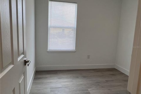 Villa ou maison à louer à Poinciana, Floride: 3 chambres, 98.1 m2 № 2413899 - photo 12