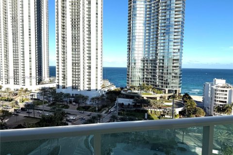 Copropriété à louer à Sunny Isles Beach, Floride: 1 chambre, 92.07 m2 № 1999231 - photo 3