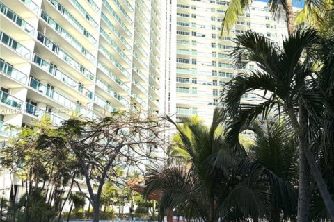 Condo à Sunny Isles Beach, Floride, 1 chambre  № 1999231