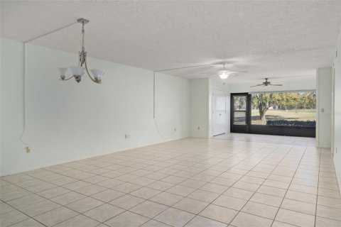 Condominio en venta en Homosassa, Florida, 2 dormitorios, 152.64 m2 № 1919342 - foto 6