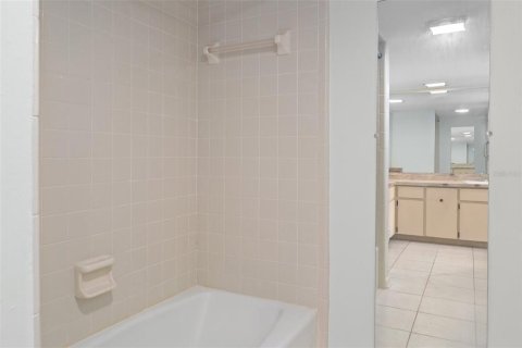 Condominio en venta en Homosassa, Florida, 2 dormitorios, 152.64 m2 № 1919342 - foto 20