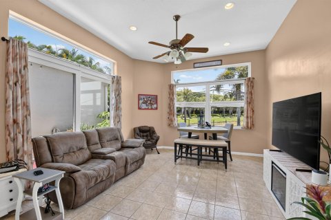 Villa ou maison à vendre à Wellington, Floride: 4 chambres, 209.03 m2 № 2185182 - photo 13