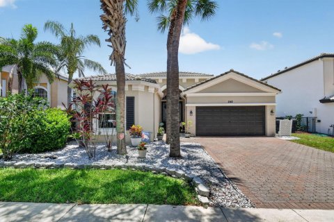 House in Wellington, Florida 4 bedrooms, 209.03 sq.m. № 2185182