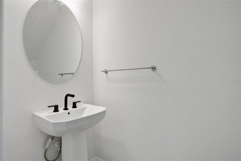 Villa ou maison à vendre à Punta Gorda, Floride: 4 chambres, 195.37 m2 № 2202722 - photo 4
