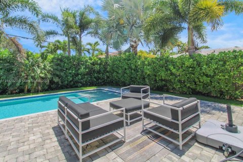 House in Fort Lauderdale, Florida 3 bedrooms, 186.18 sq.m. № 1857303 - photo 15