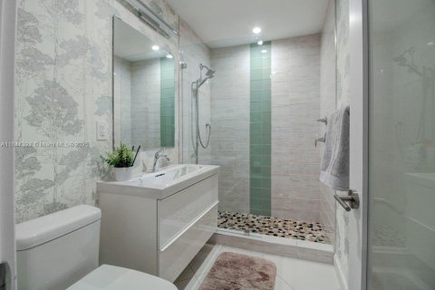 House in Fort Lauderdale, Florida 3 bedrooms, 186.18 sq.m. № 1857303 - photo 4