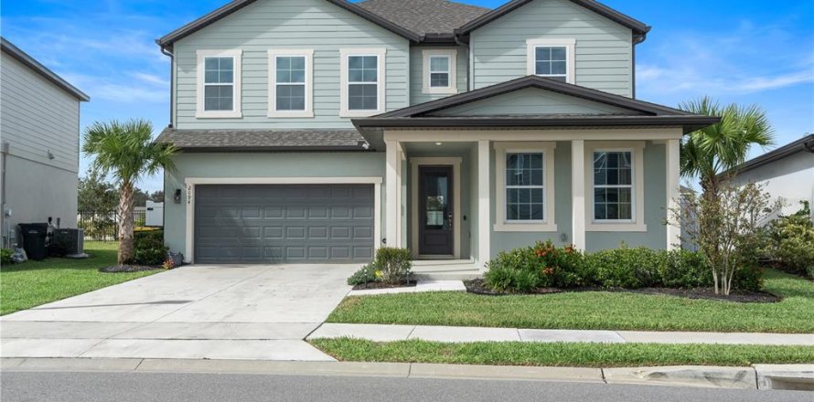 House in Davenport, Florida 5 bedrooms, 335.47 sq.m. № 1434259
