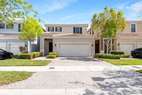 Villa ou maison à vendre à Miami, Floride: 4 chambres, 206.52 m2 № 1859174 - photo 14