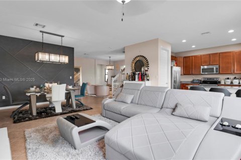 Villa ou maison à vendre à Miami, Floride: 4 chambres, 206.52 m2 № 1859174 - photo 26