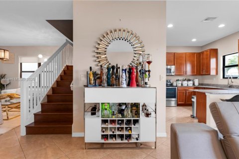 Villa ou maison à vendre à Miami, Floride: 4 chambres, 206.52 m2 № 1859174 - photo 24
