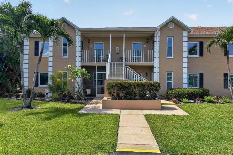 Appartement à Naples, Floride 2 chambres, 104.89 m2 № 2101441