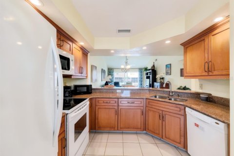 Appartement à louer à Naples, Floride: 2 chambres, 104.89 m2 № 2101441 - photo 4