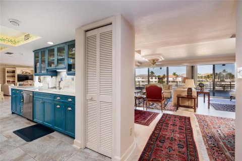 Condominio en venta en Saint Petersburg, Florida, 4 dormitorios, 377.65 m2 № 2101813 - foto 14