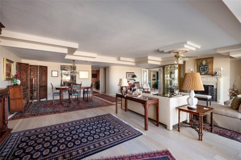 Condominio en venta en Saint Petersburg, Florida, 4 dormitorios, 377.65 m2 № 2101813 - foto 10