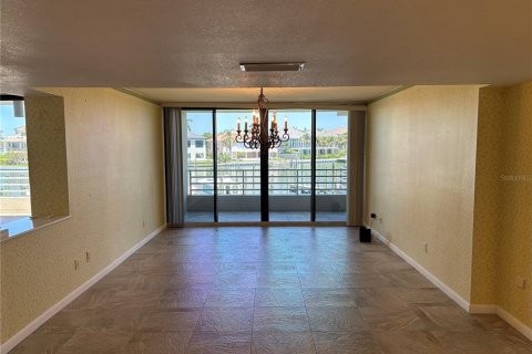 Condominio en venta en Saint Petersburg, Florida, 4 dormitorios, 377.65 m2 № 2101813 - foto 25