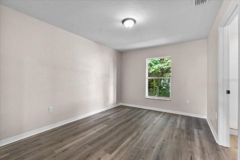 House in Lakeland, Florida 3 bedrooms, 102.56 sq.m. № 1907512 - photo 16