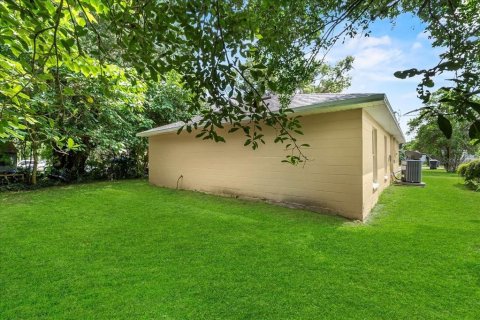 House in Lakeland, Florida 3 bedrooms, 102.56 sq.m. № 1907512 - photo 5