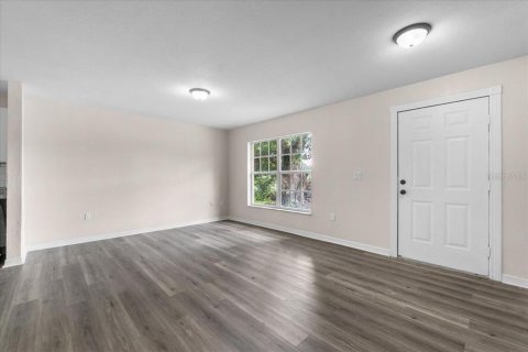 House in Lakeland, Florida 3 bedrooms, 102.56 sq.m. № 1907512 - photo 11