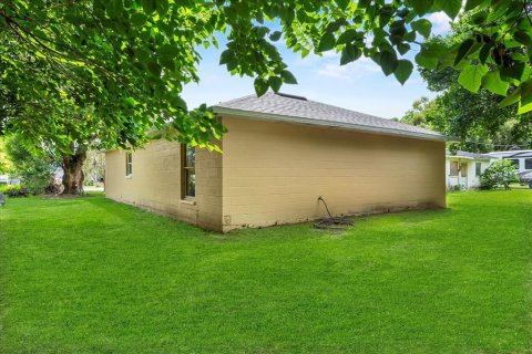 House in Lakeland, Florida 3 bedrooms, 102.56 sq.m. № 1907512 - photo 8
