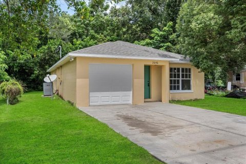 House in Lakeland, Florida 3 bedrooms, 102.56 sq.m. № 1907512 - photo 1