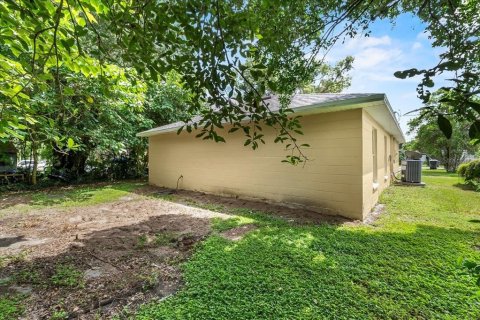 House in Lakeland, Florida 3 bedrooms, 102.56 sq.m. № 1907512 - photo 9