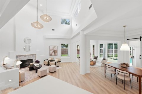 Casa en venta en Lake Mary, Florida, 4 dormitorios, 283.72 m2 № 2383697 - foto 4