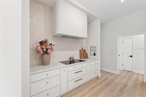 Casa en venta en Lake Mary, Florida, 4 dormitorios, 283.72 m2 № 2383697 - foto 9