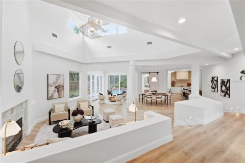 Casa en venta en Lake Mary, Florida, 4 dormitorios, 283.72 m2 № 2383697 - foto 3