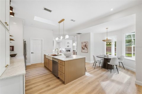 Casa en venta en Lake Mary, Florida, 4 dormitorios, 283.72 m2 № 2383697 - foto 12