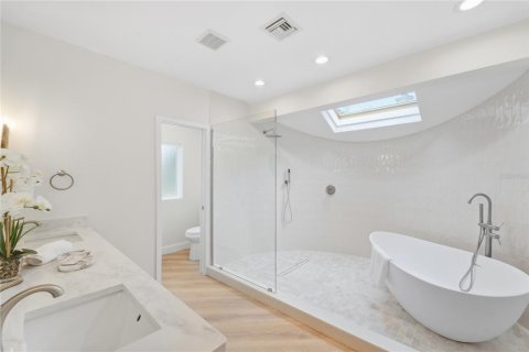 Casa en venta en Lake Mary, Florida, 4 dormitorios, 283.72 m2 № 2383697 - foto 22