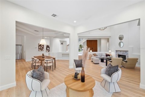 Casa en venta en Lake Mary, Florida, 4 dormitorios, 283.72 m2 № 2383697 - foto 15