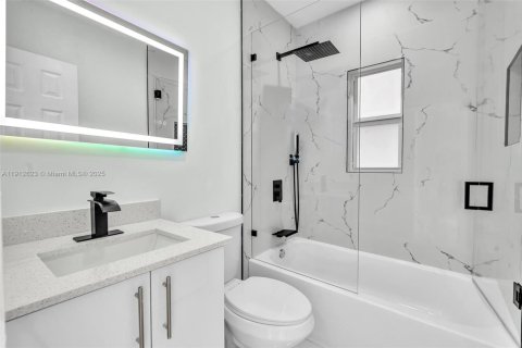 Купить виллу или дом в Эль Портал, Флорида 4 спальни, 148.27м2, № 1968341 - фото 17