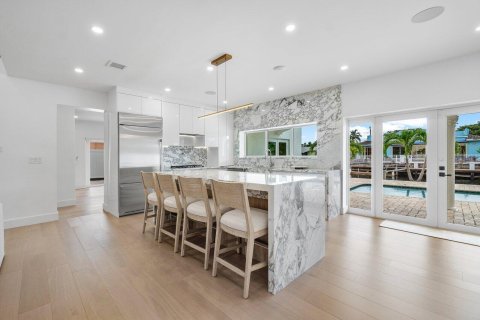 House in Boca Raton, Florida 5 bedrooms, 361.85 sq.m. № 2182316 - photo 10