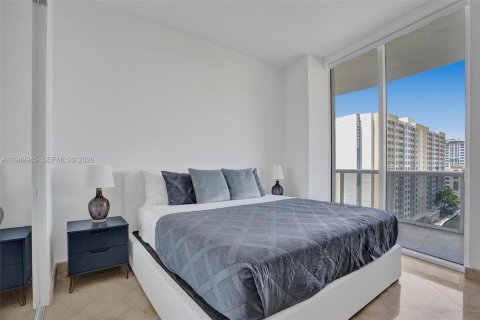 Condominio en venta en Sunny Isles Beach, Florida, 2 dormitorios, 133.31 m2 № 2051988 - foto 26