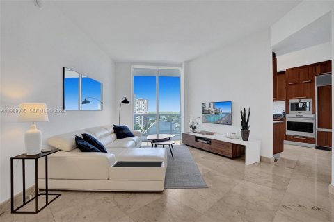 Condominio en venta en Sunny Isles Beach, Florida, 2 dormitorios, 133.31 m2 № 2051988 - foto 12